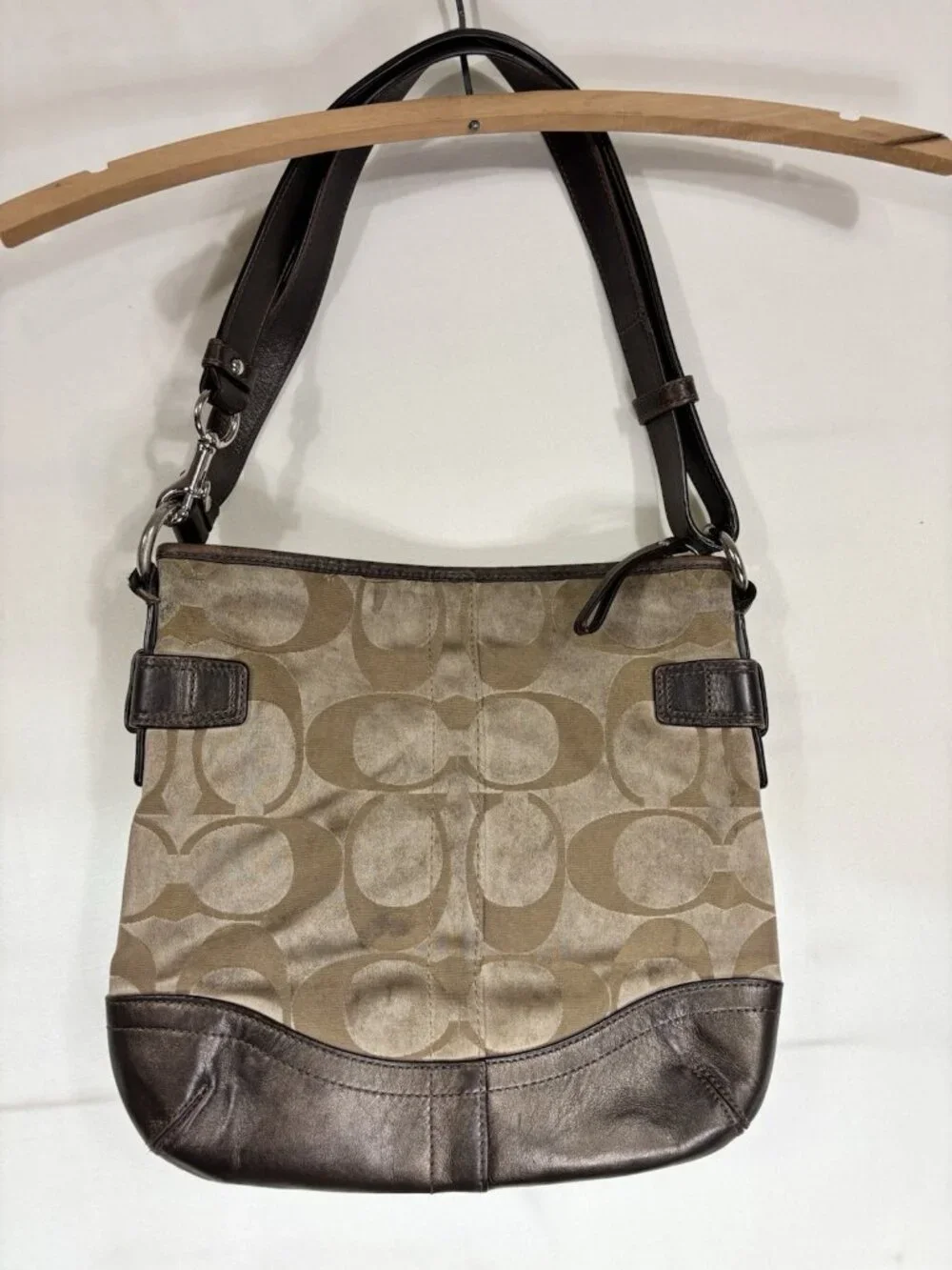Coach authentic signature